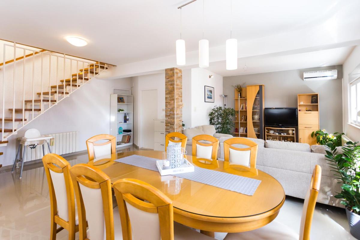 Nature Guest House Domljan - Housity