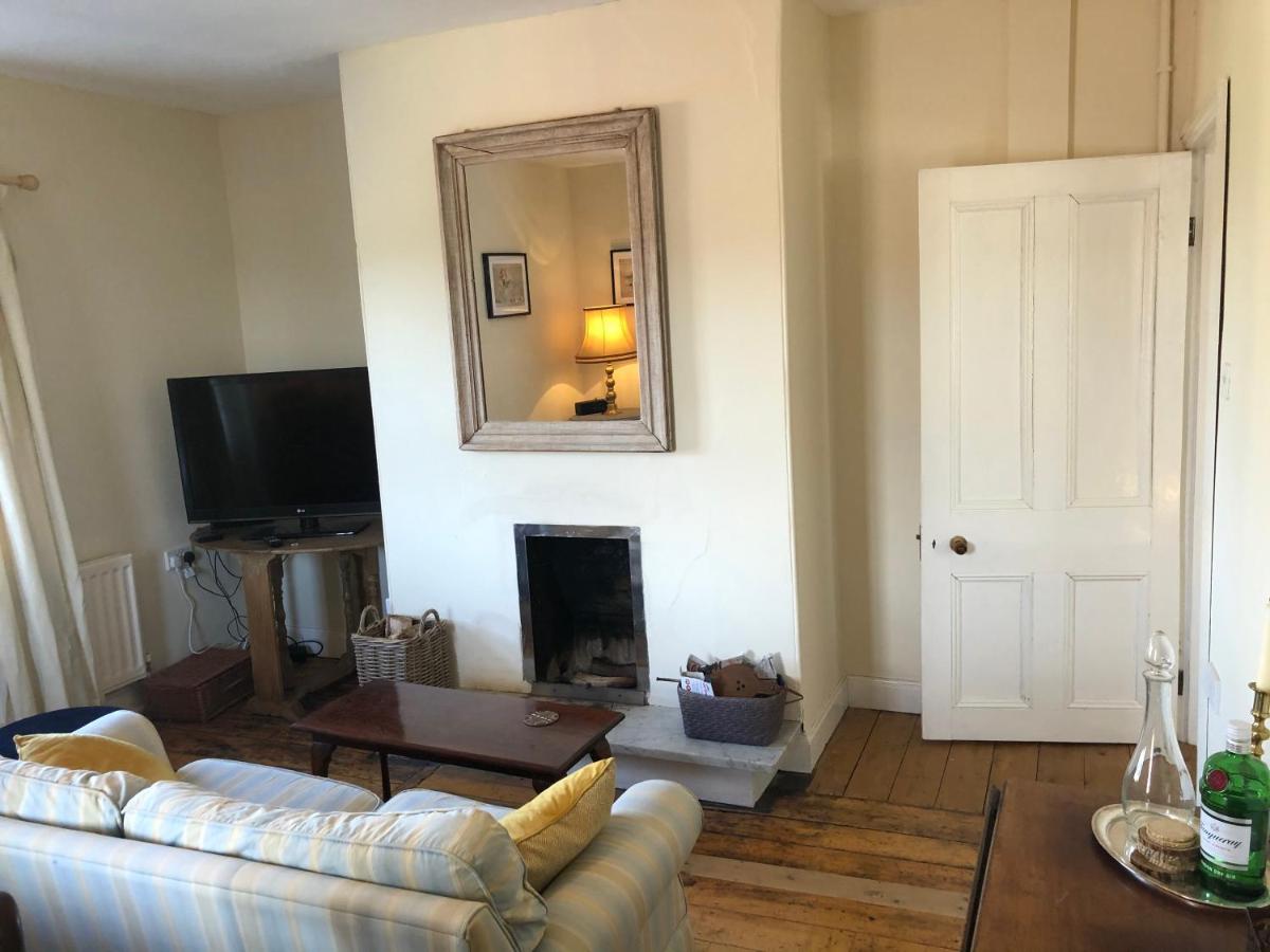 The Priest Hole at The Old Rectory, Cradley - Housity