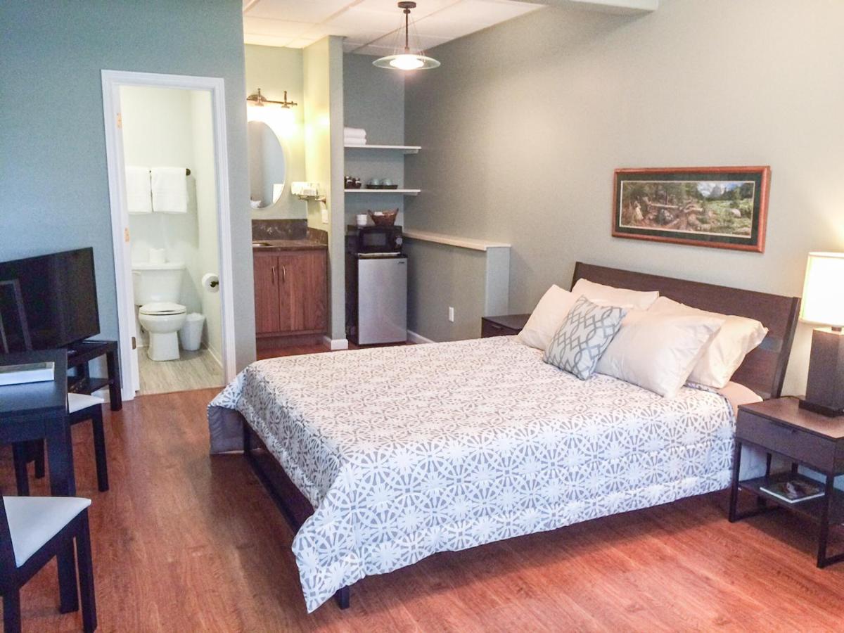 Trailhead Lodging - Housity
