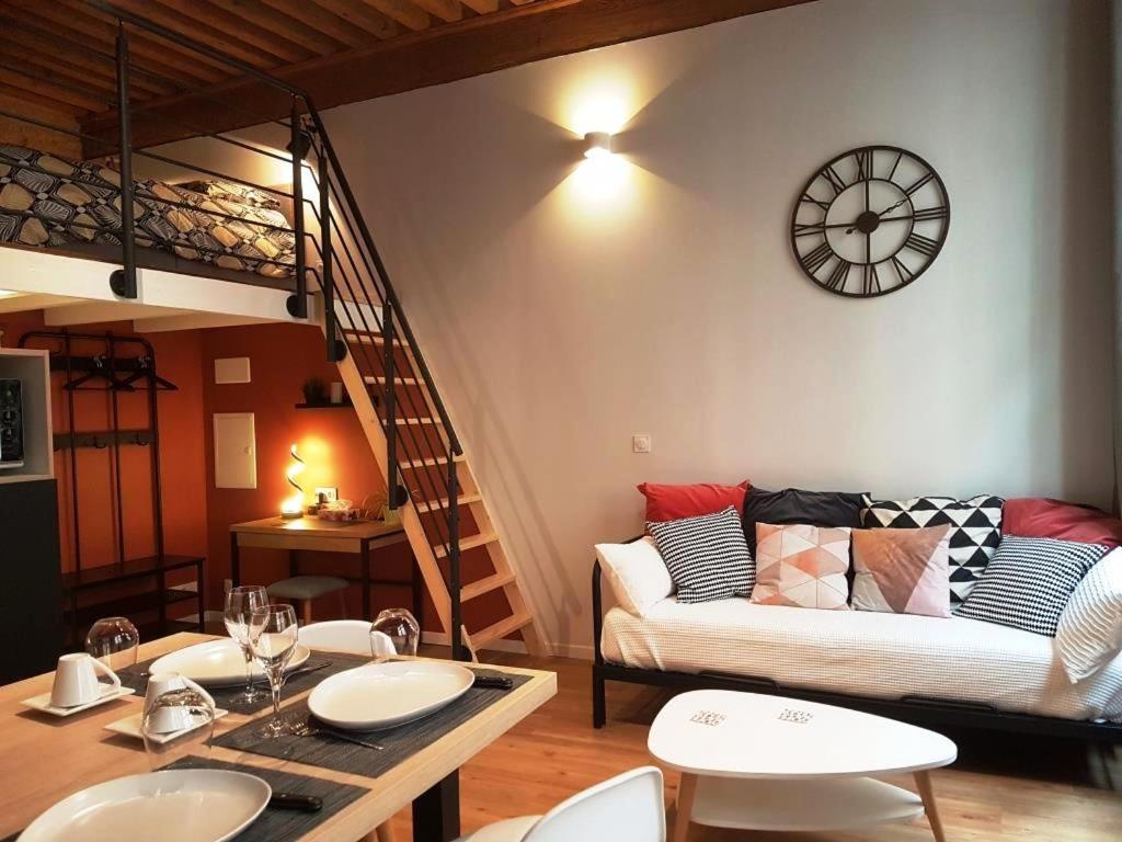 Cosy appartement, dans les pentes de la Croix Rousse - Housity