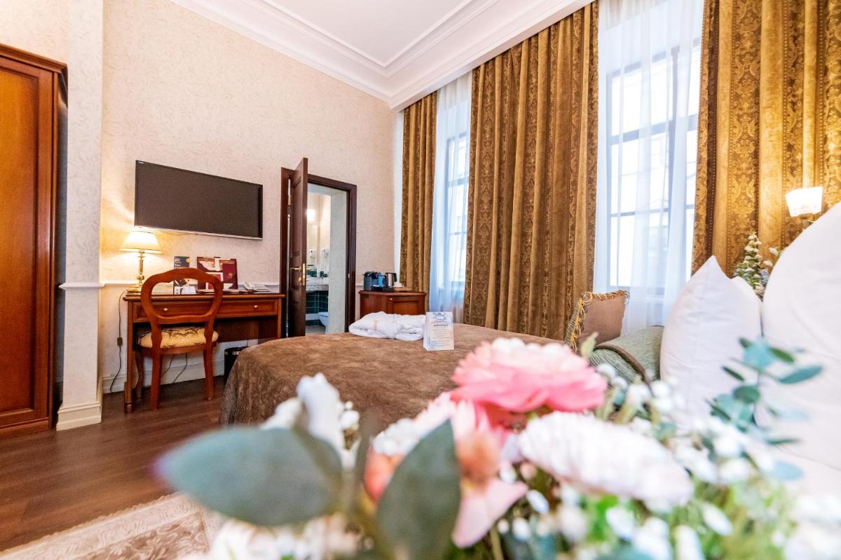 Ekaterina Hotel - Housity