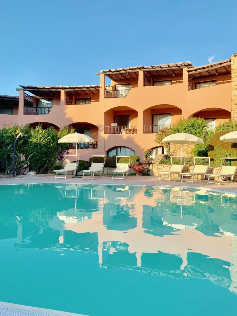 Green Park Hotel - Housity