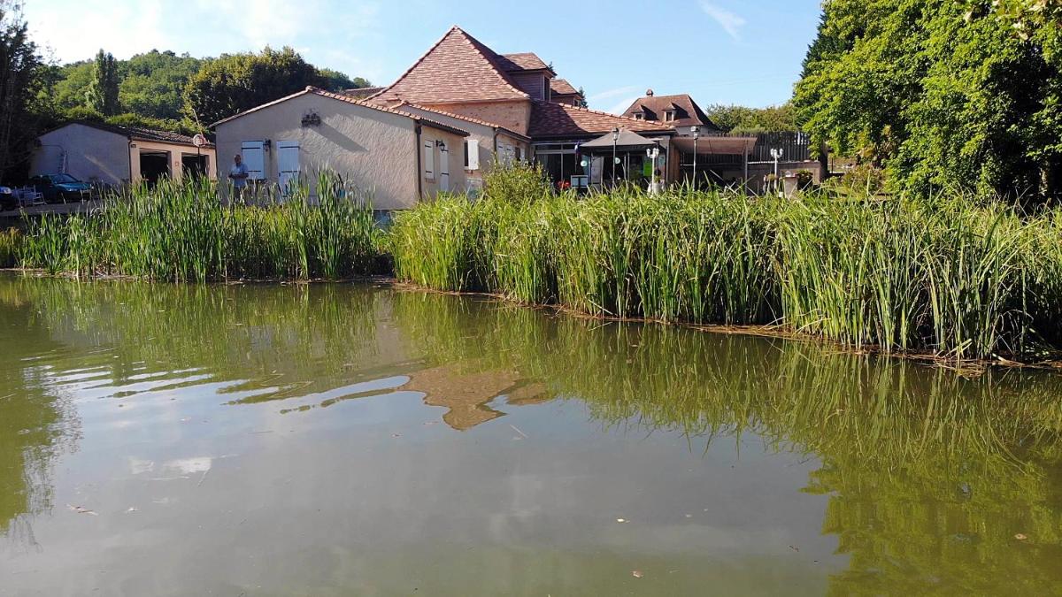 Les Gites de l'Etang de Sandanet - Housity