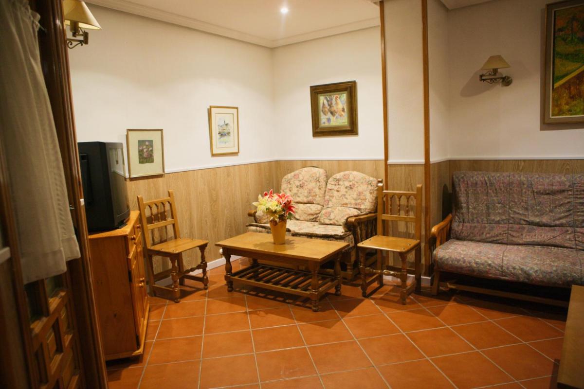 Hotel plaza - Housity