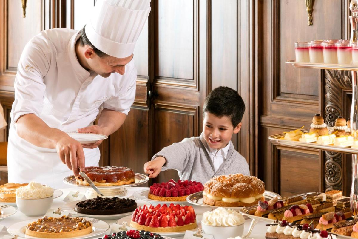 Nourriture dans l'hôtel ou à proximité
