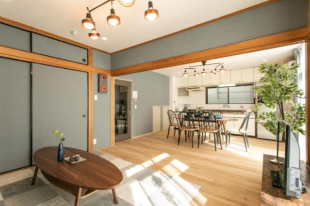 Secret House - 1 min to FuSe station - - Housity