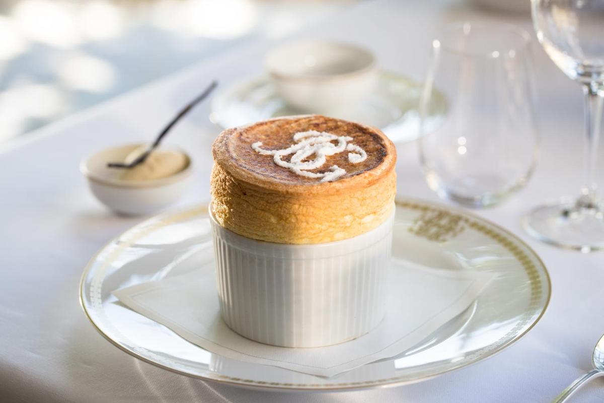 Nourriture dans l'hôtel ou à proximité