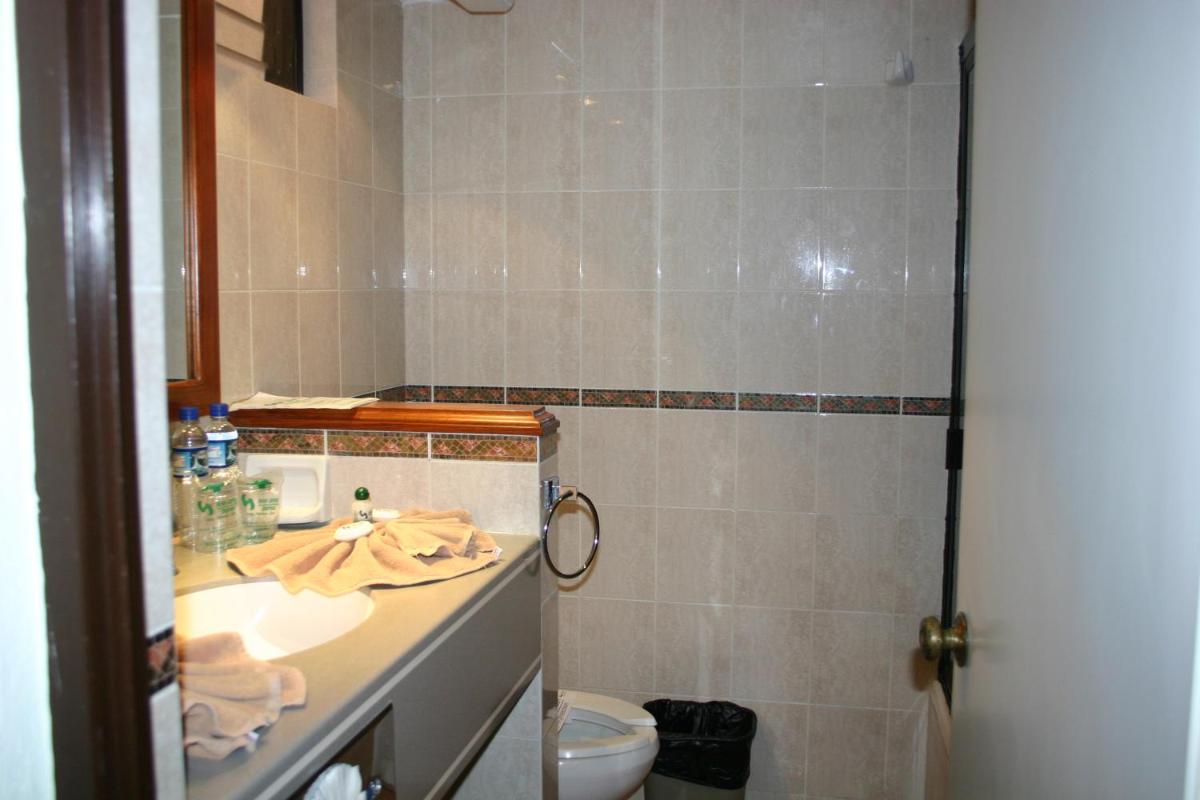 HOTEL JERICO - Housity