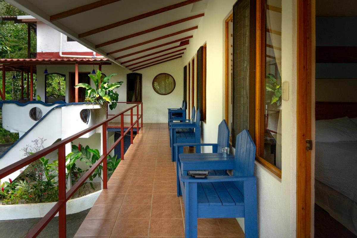 Agua Inn - Housity