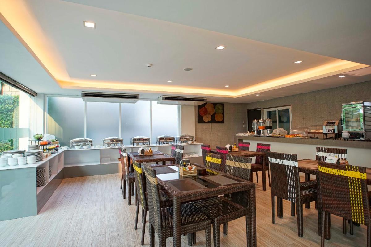 Nantra Chiangmai Riverfront Hotel - Housity