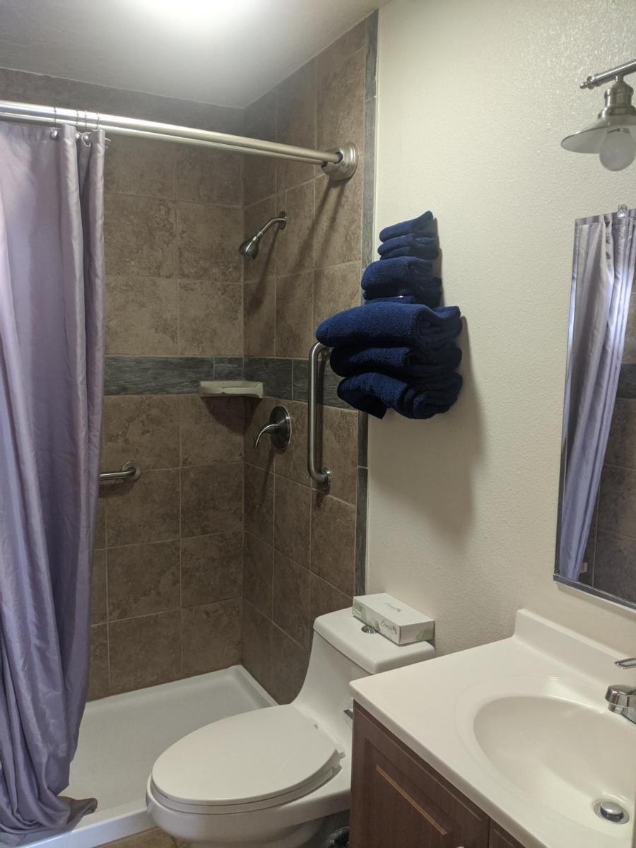 Little Daisy Motel - Housity