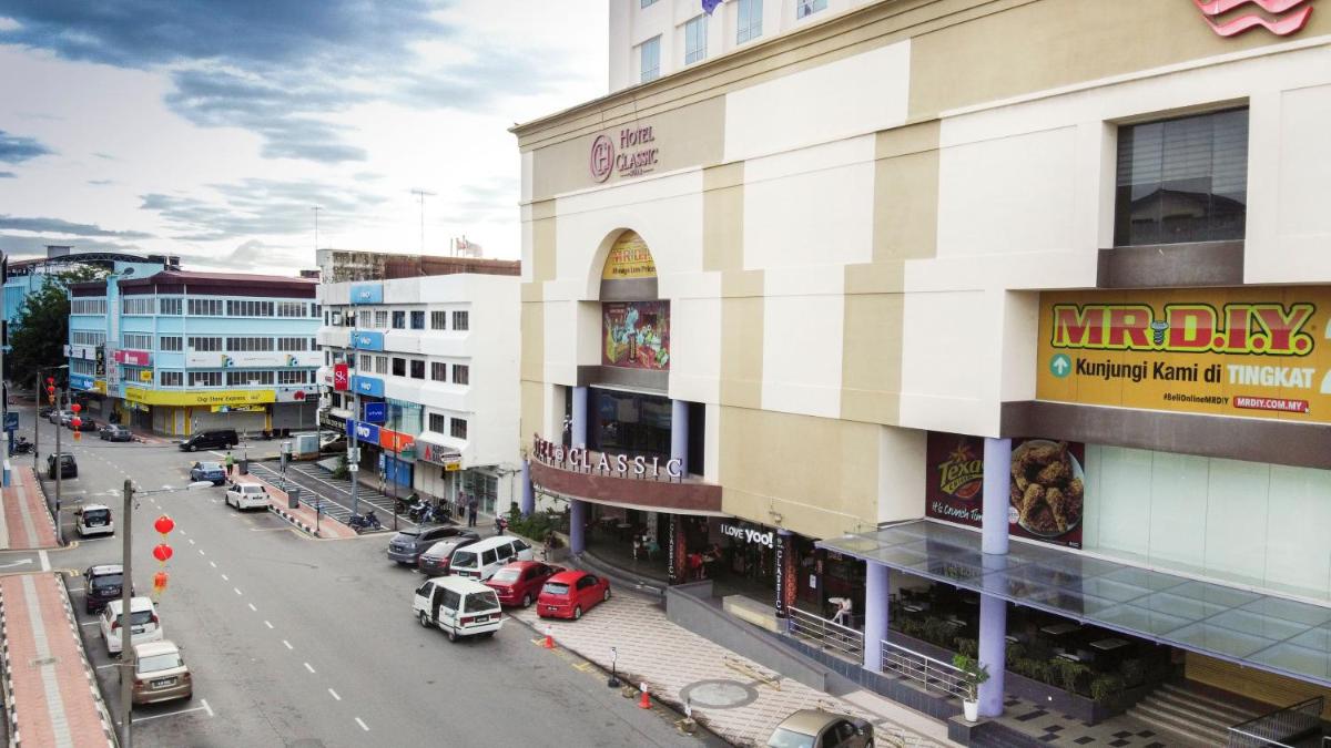 Classic Hotel - Housity