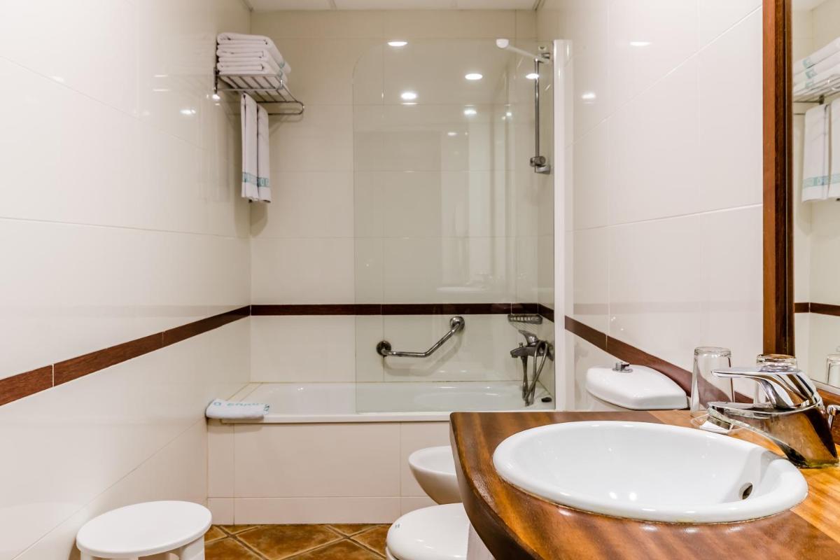 Hotel Albarracín - Housity
