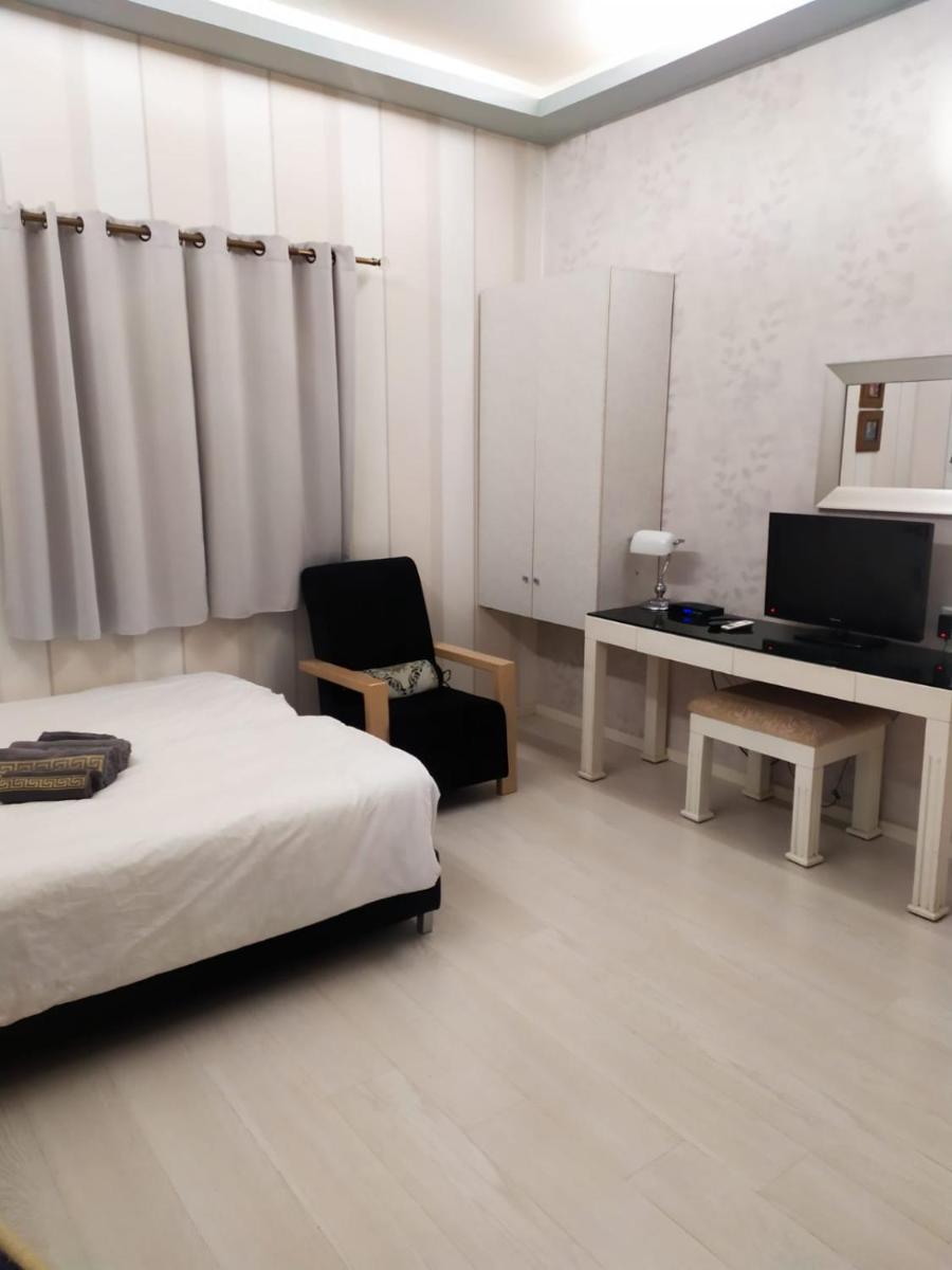 Pinsker Garden Apartment - Petah Tikva - Housity