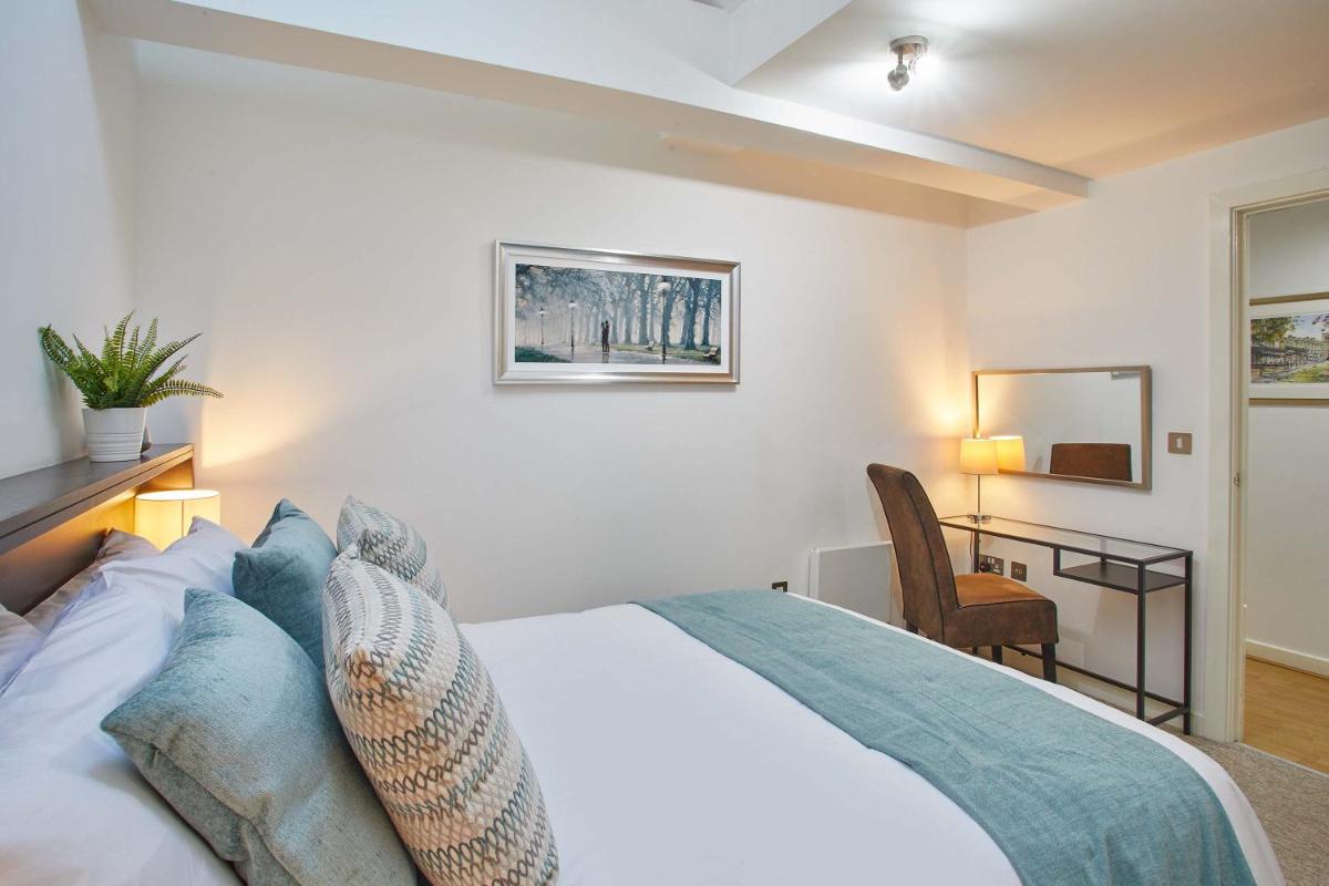Host & Stay - No 7 Regent House - Housity