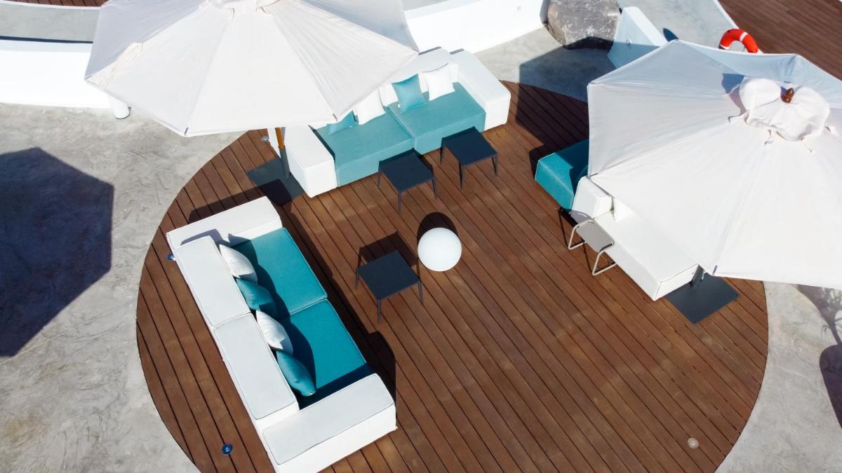 Imagen de la galería de CalaLanzarote Suites Hotel - Adults Only 16years, en Playa Blanca