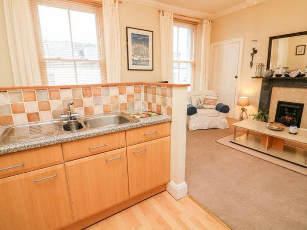 Durnford St- Amazing location - free WiFi - Housity