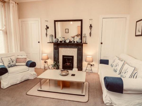 Durnford St- Amazing location - free WiFi - Housity