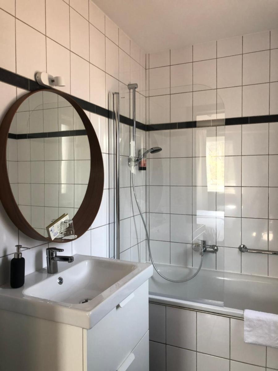 Suitetrails - New Hotel de Lives