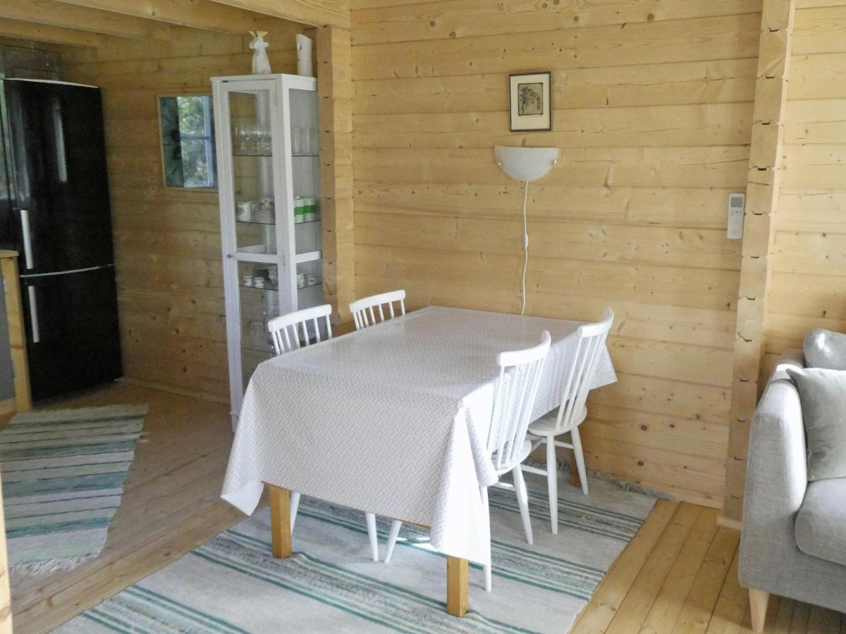 Fröya Timber Cottage - Housity