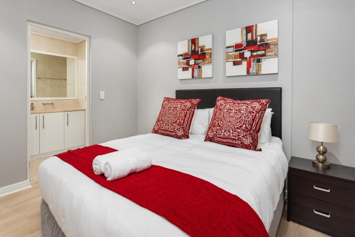 Dockside Apartments - Housity