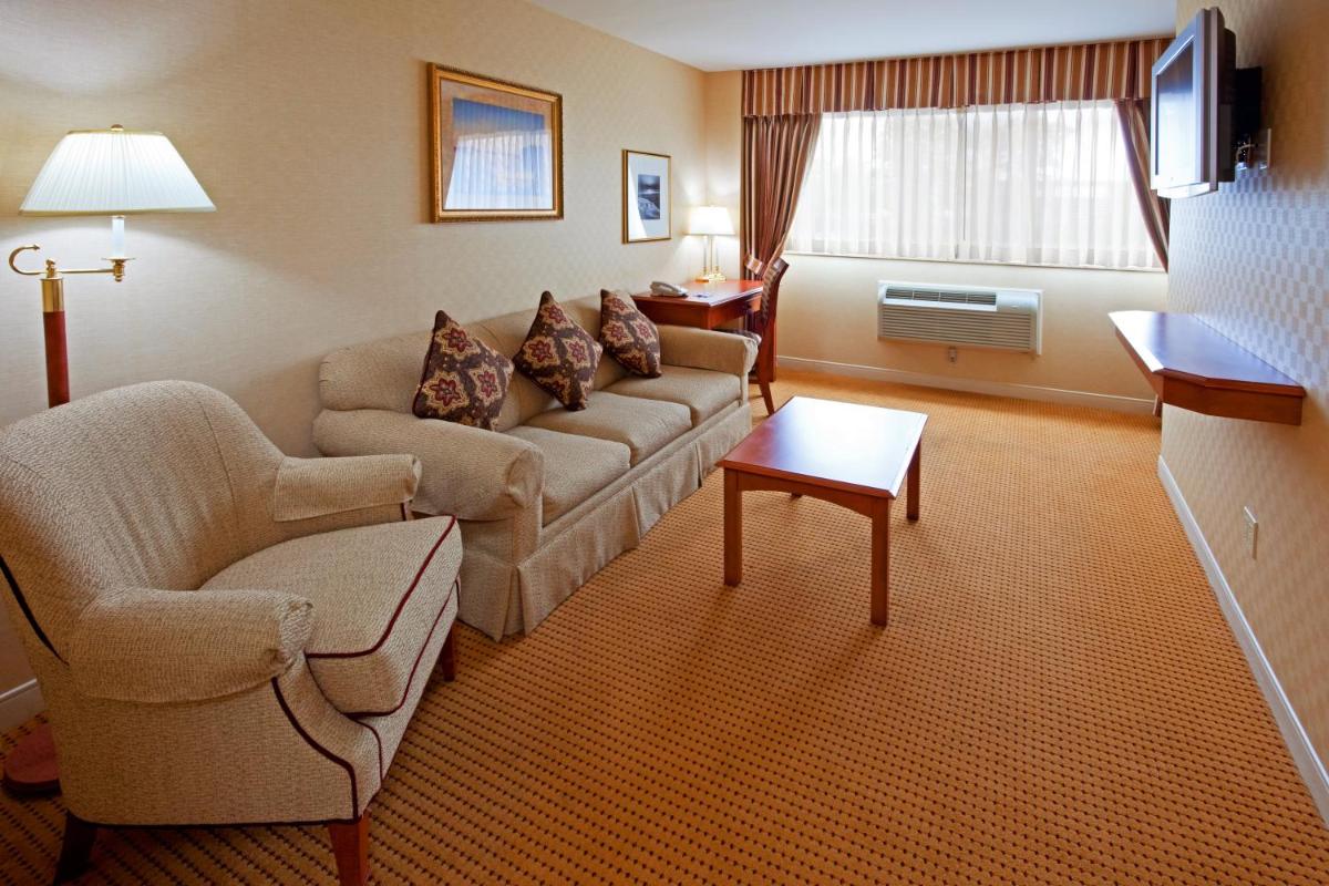 Rockville Centre Hotel - Housity