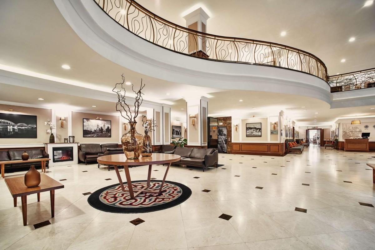 Radisson Blu Hotel, Kyiv Podil City Centre - Housity