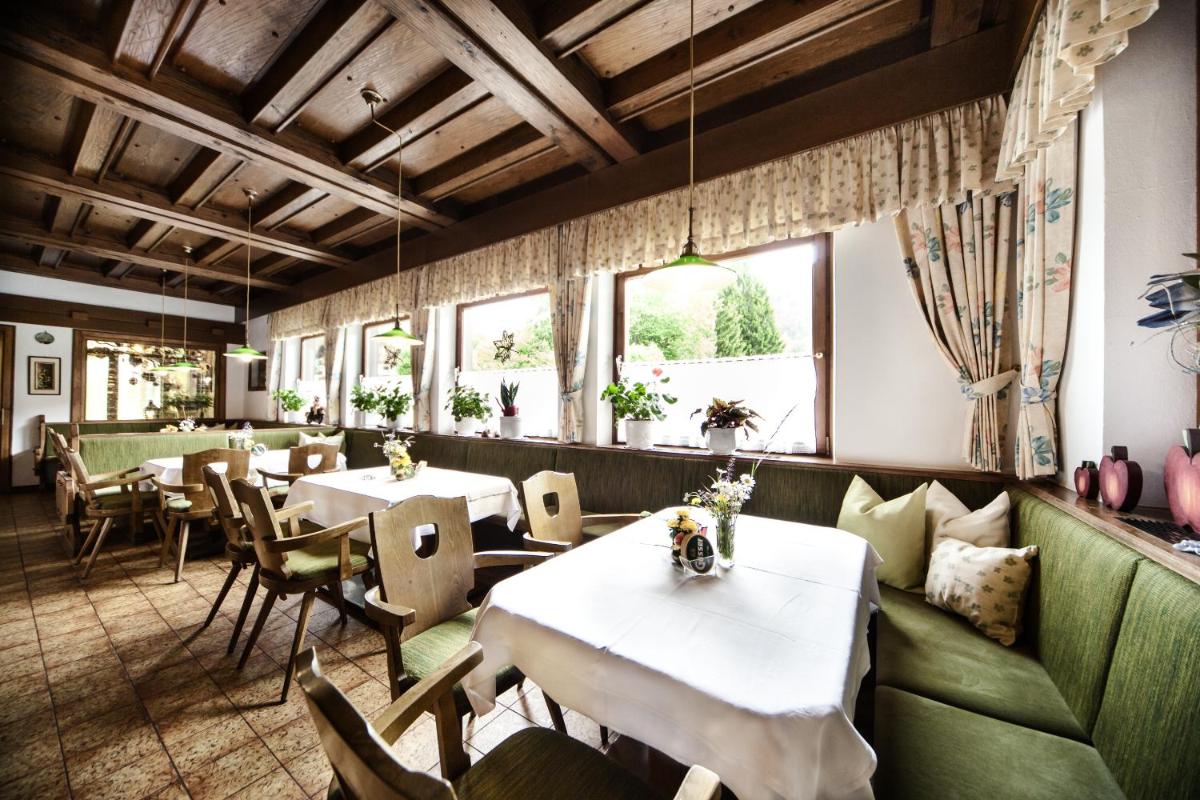 Kraners Alpenhof BIO Bed and Breakfast Pension - Housity