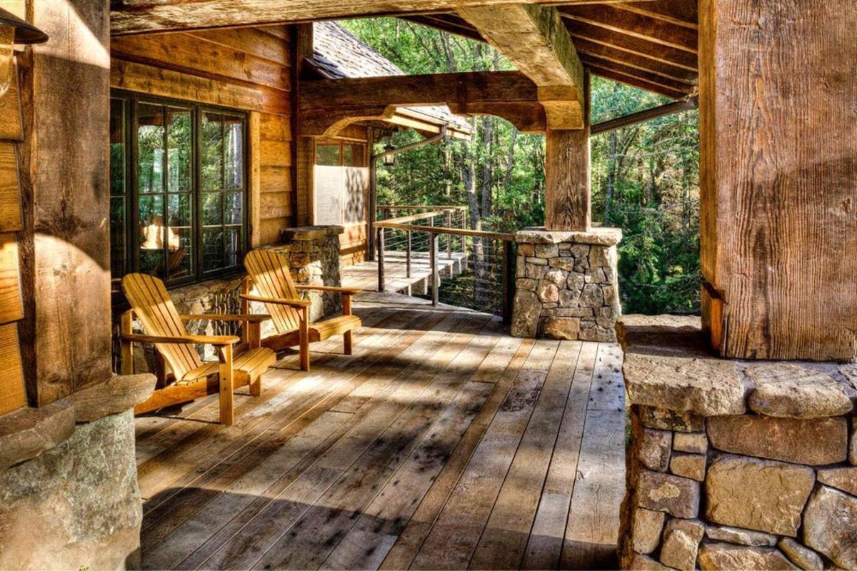 Gull Lakes Finest! Reclaimed Charm and Luxury - Housity