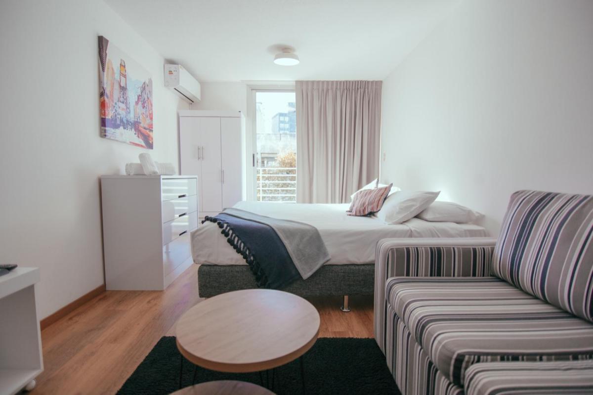 Rentline Apartamentos - Skyline - Housity