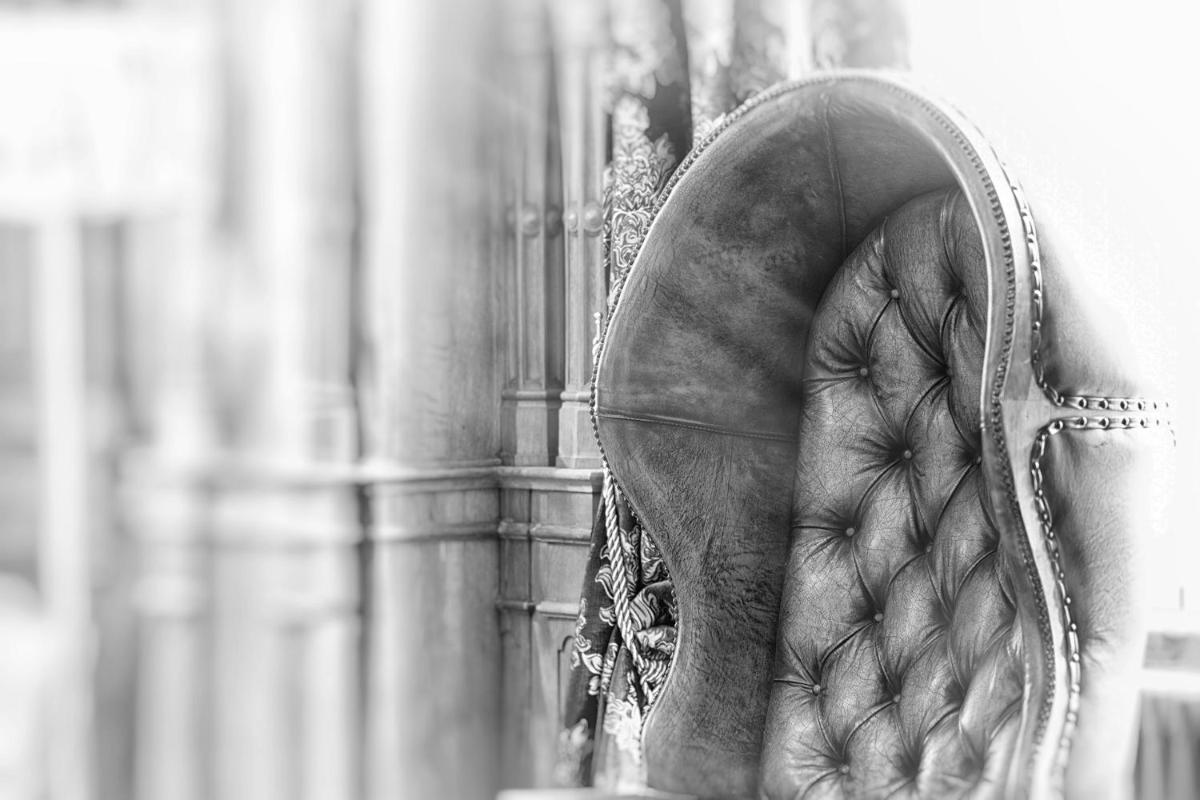Coin salon dans l'établissement Château de Tressé