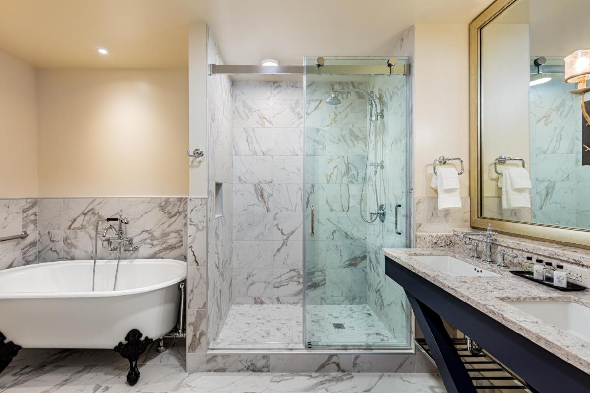 The Brownwood Hotel & Spa - Housity
