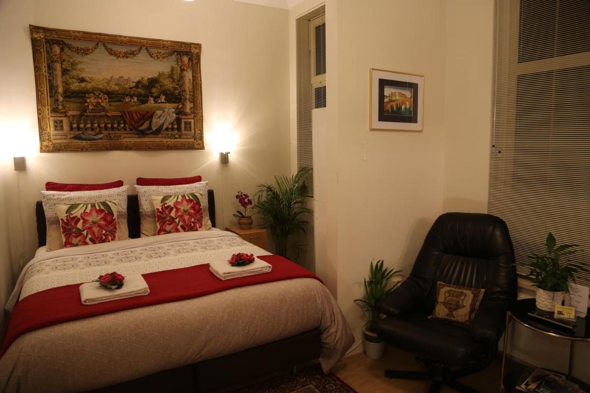 Antonius Bed and Breakfast - Housity