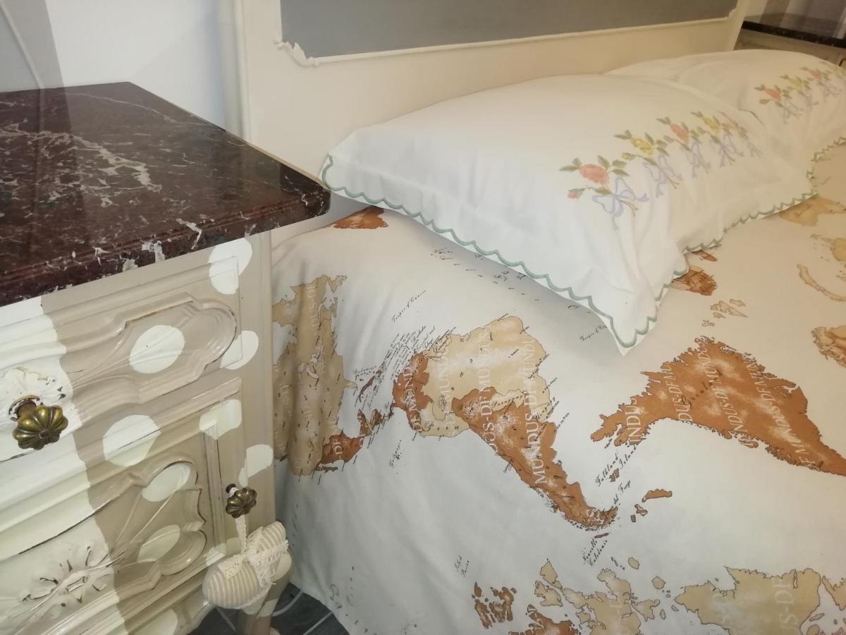 CASA FREJUS . COMODO AL CENTRO E AL POLITECNICO BUS 33 E 42 - Housity