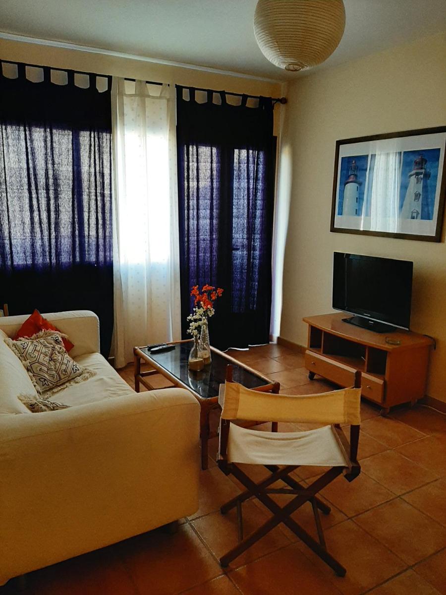 Atico De Amplias Terrazas En Zahara Pueblo - Housity