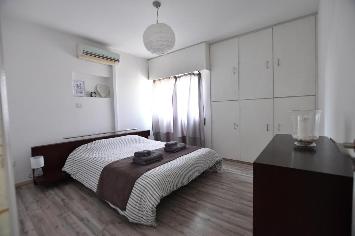 Glabur Stays - The Cozy 2 BDR - Nicosia City, Free Parking & Wifi, Welcomes You!!! - Housity