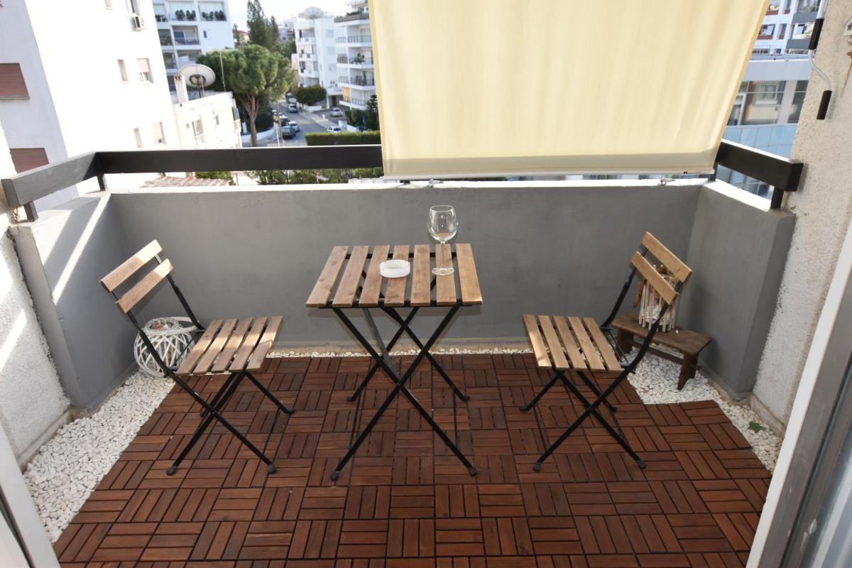 Glabur Stays - The Cozy 2 BDR - Nicosia City, Free Parking & Wifi, Welcomes You!!! - Housity