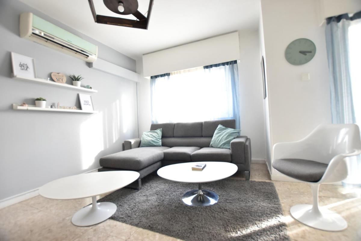 Glabur Stays - The Cozy 2 BDR - Nicosia City, Free Parking & Wifi, Welcomes You!!! - Housity