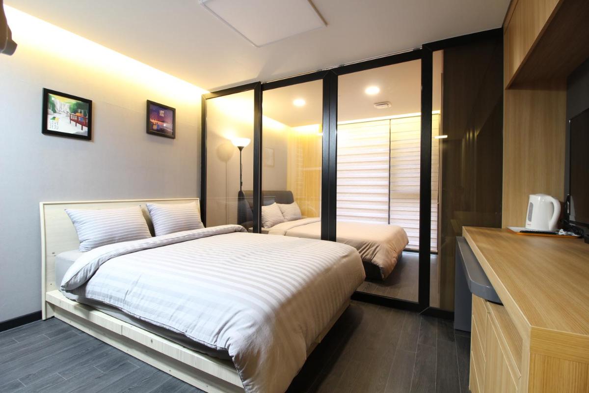 Stay 251 - Housity