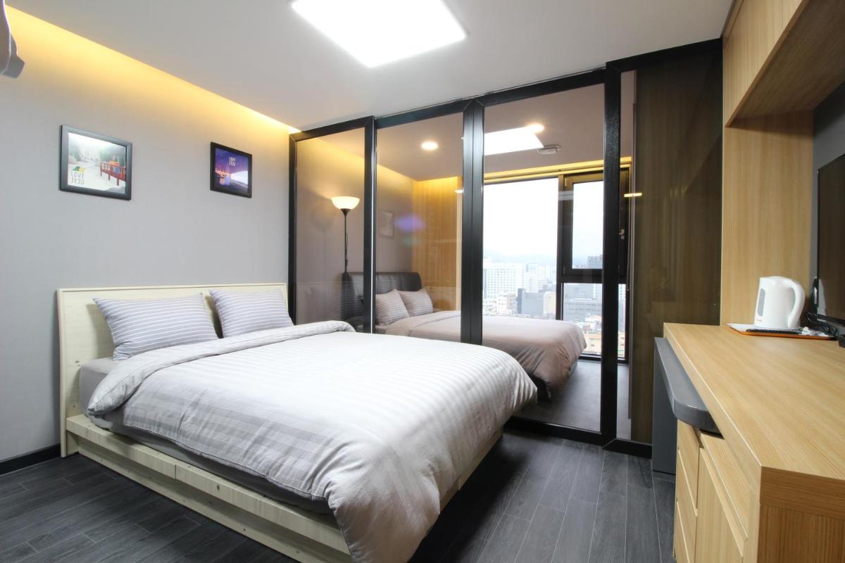 Stay 251 - Housity