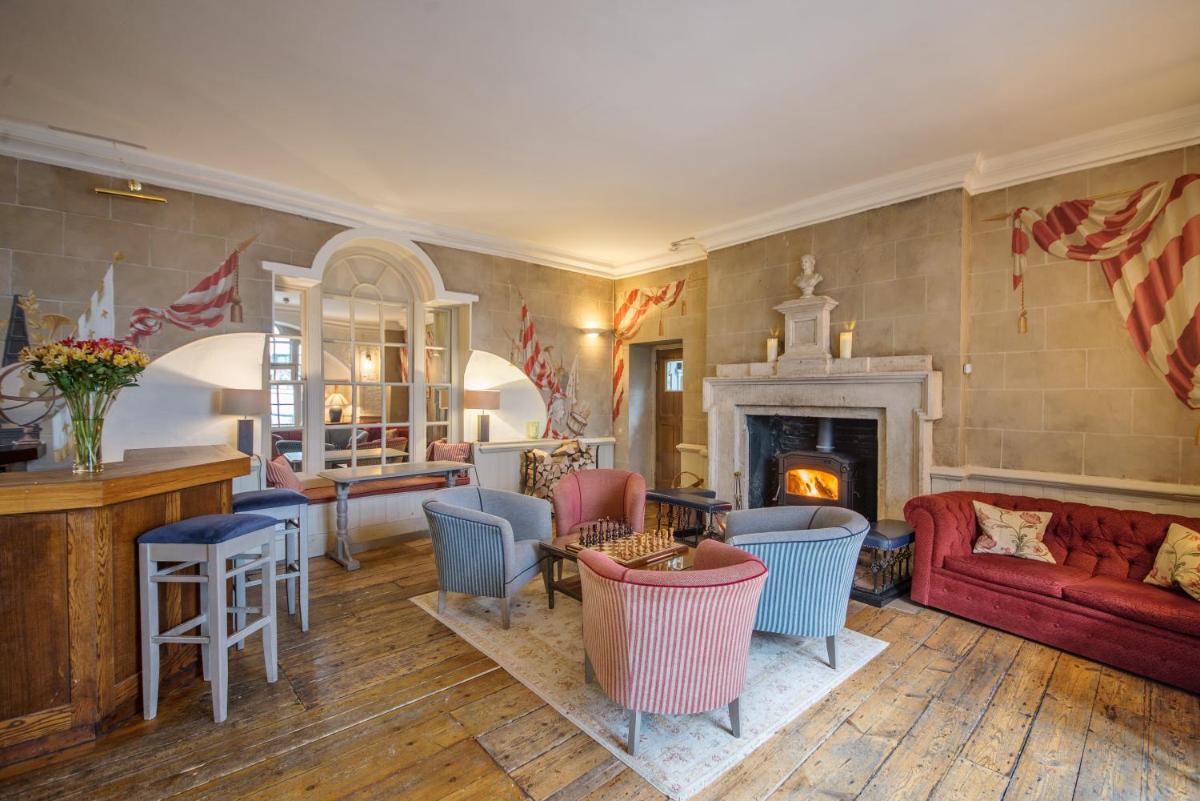 Marlborough Arms - Housity