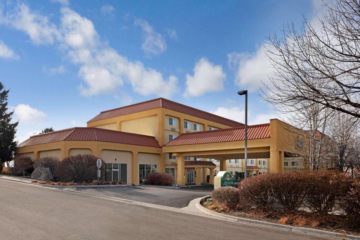 La Quinta by Wyndham Boise Towne Square - Housity