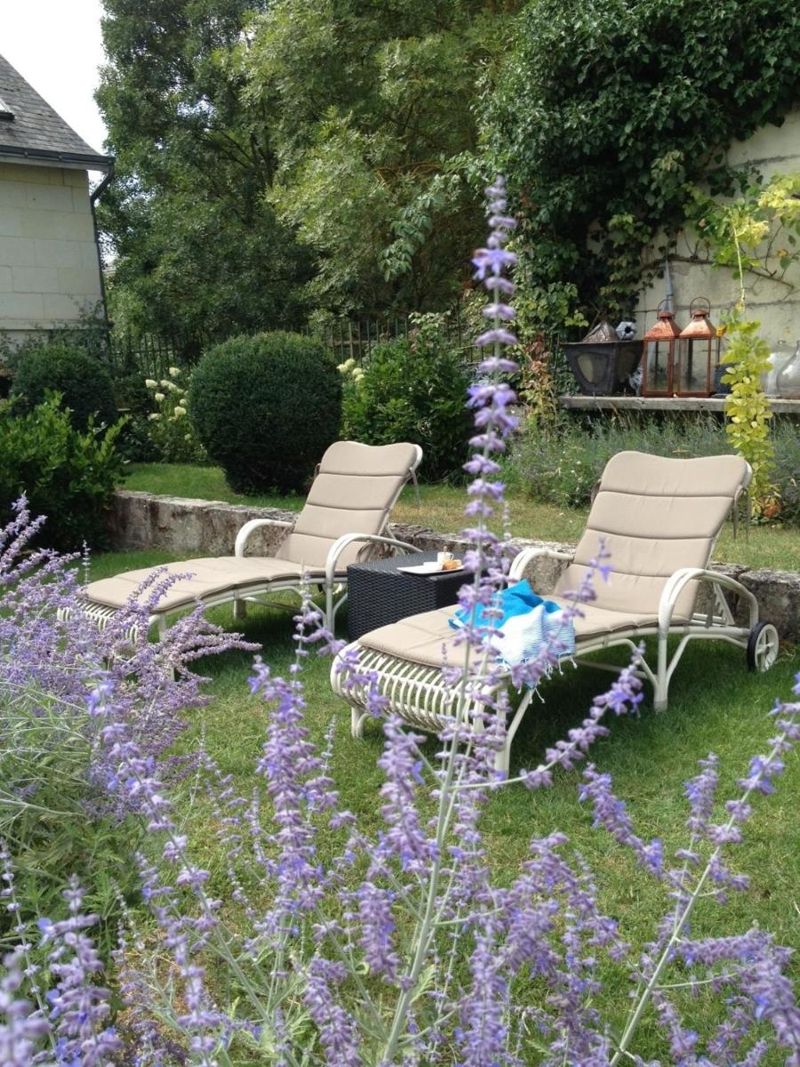 Jardin de l'établissement La Marine de Loire Hôtel & Spa