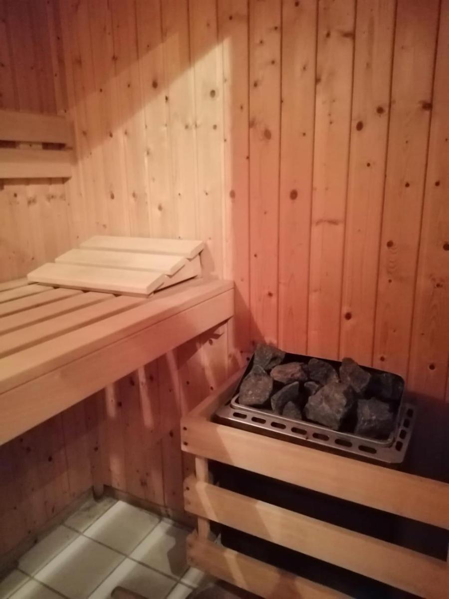 Privé sauna & terras - Aachen Vaals Drielandenpunt - Housity