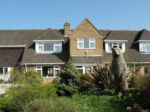 Mather House Retreat - Housity