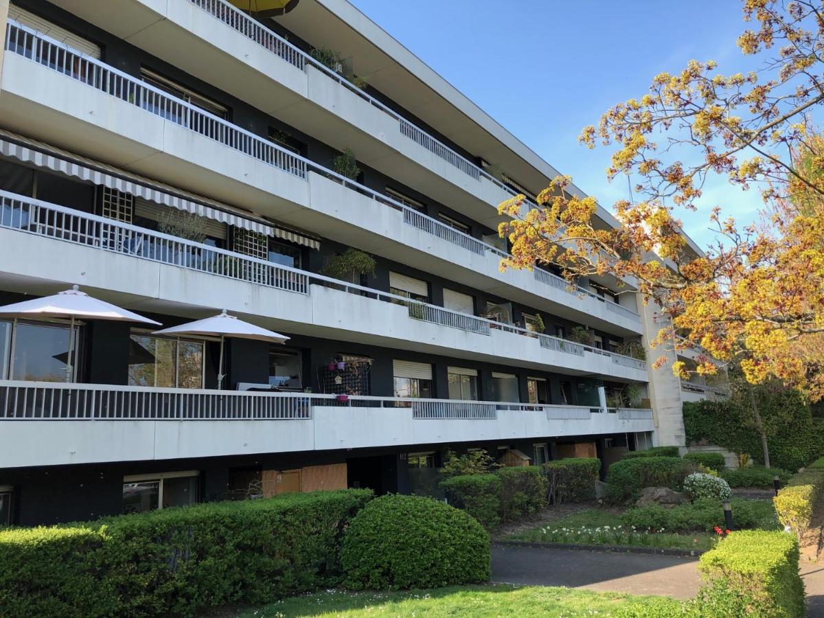 Georges Sand - Housity