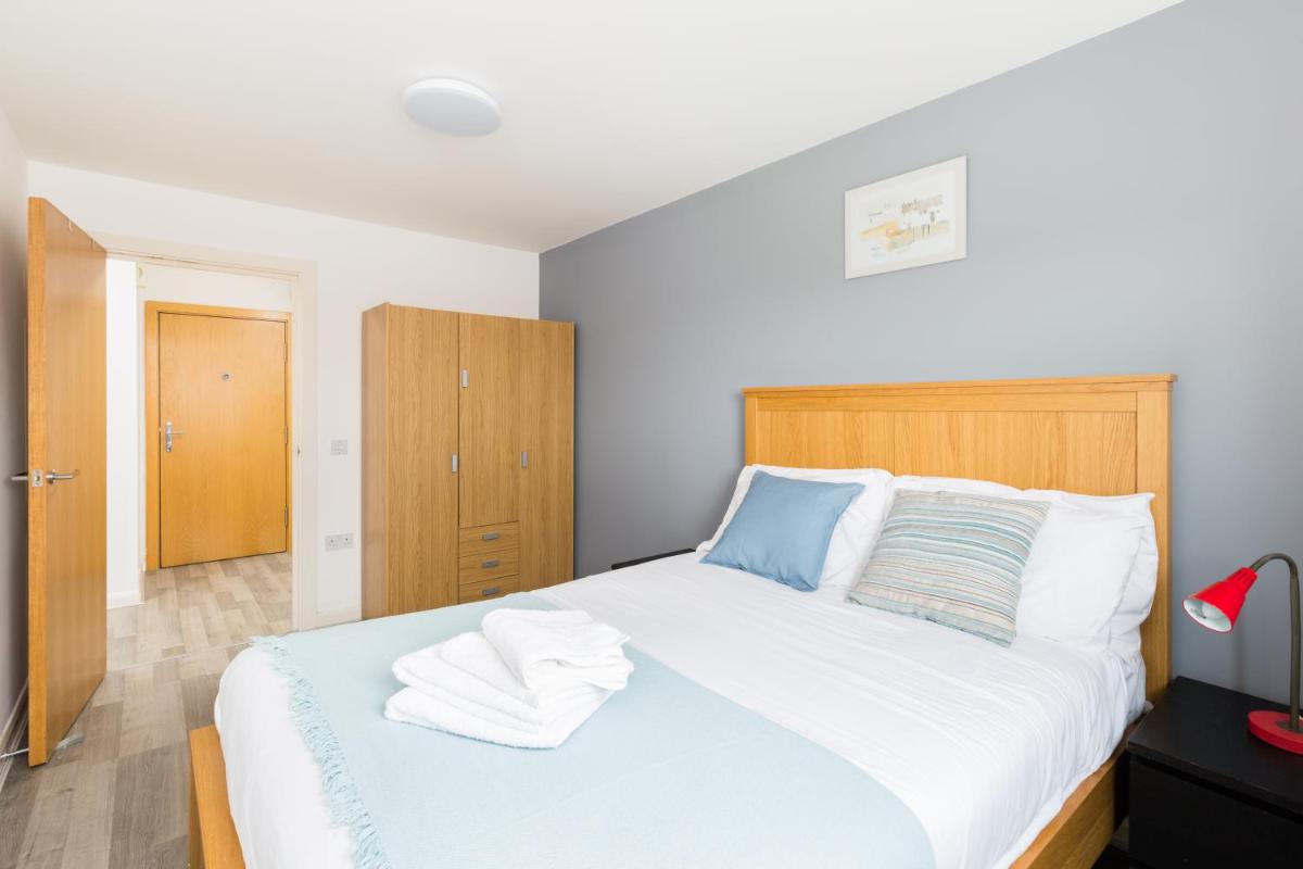 Birmingham Apartment by O2 Academy & New St Station - Housity