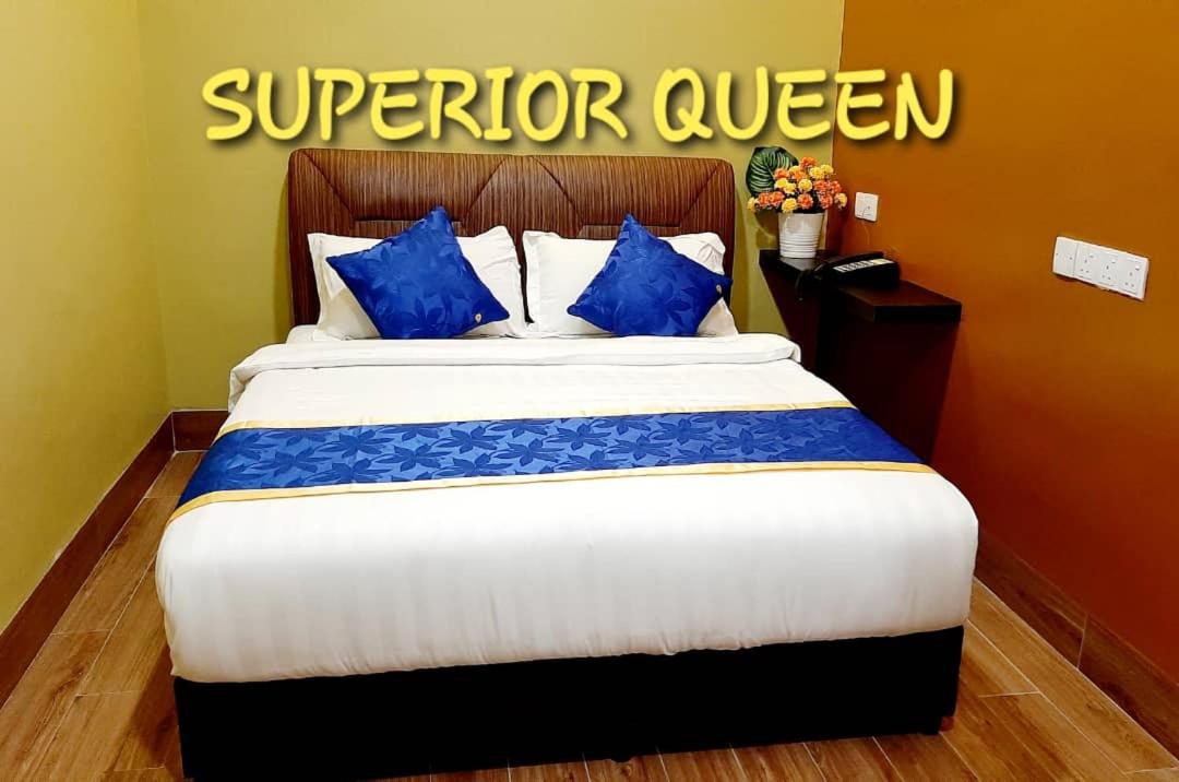 GOOD 9 HOTEL - Bukit Dahlia - Housity