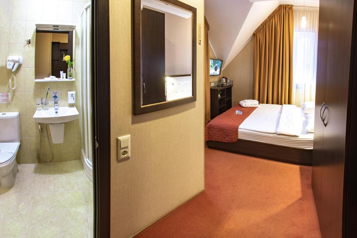 Kiev 365 Park Hotel - Housity