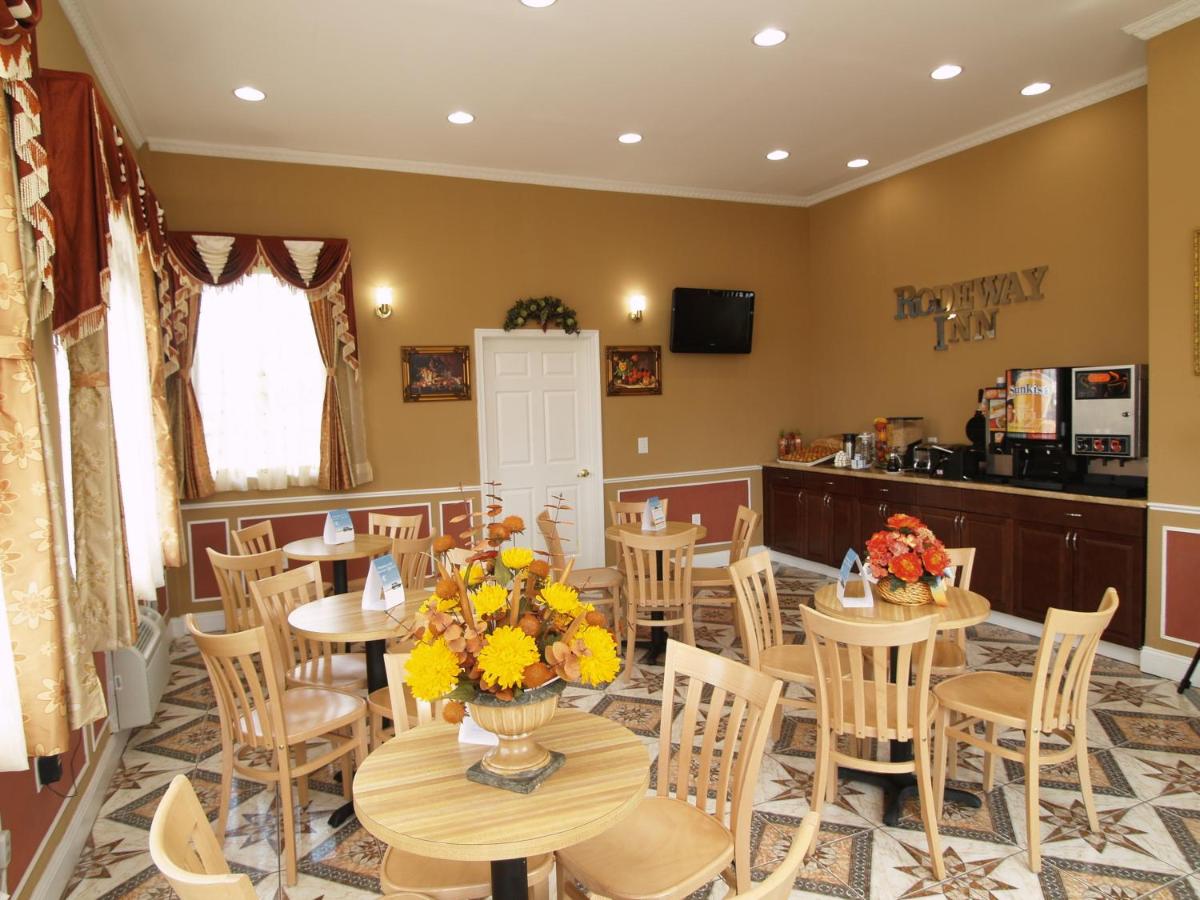 Parkway Inn Philadelphia Airport - Housity